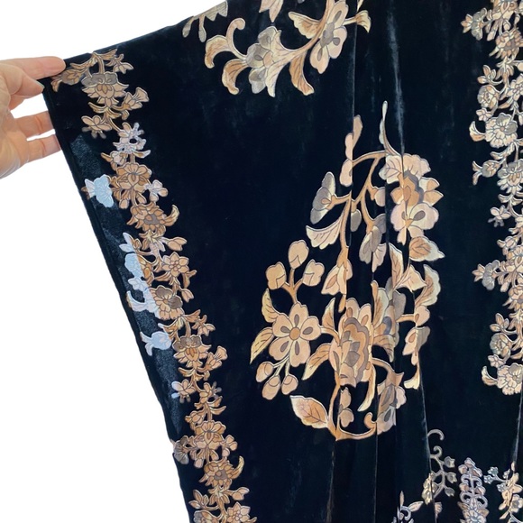Signals Black Gold Tan Burnout Floral Soft Velvet Poncho Kimono 18 One Size - Picture 7 of 12